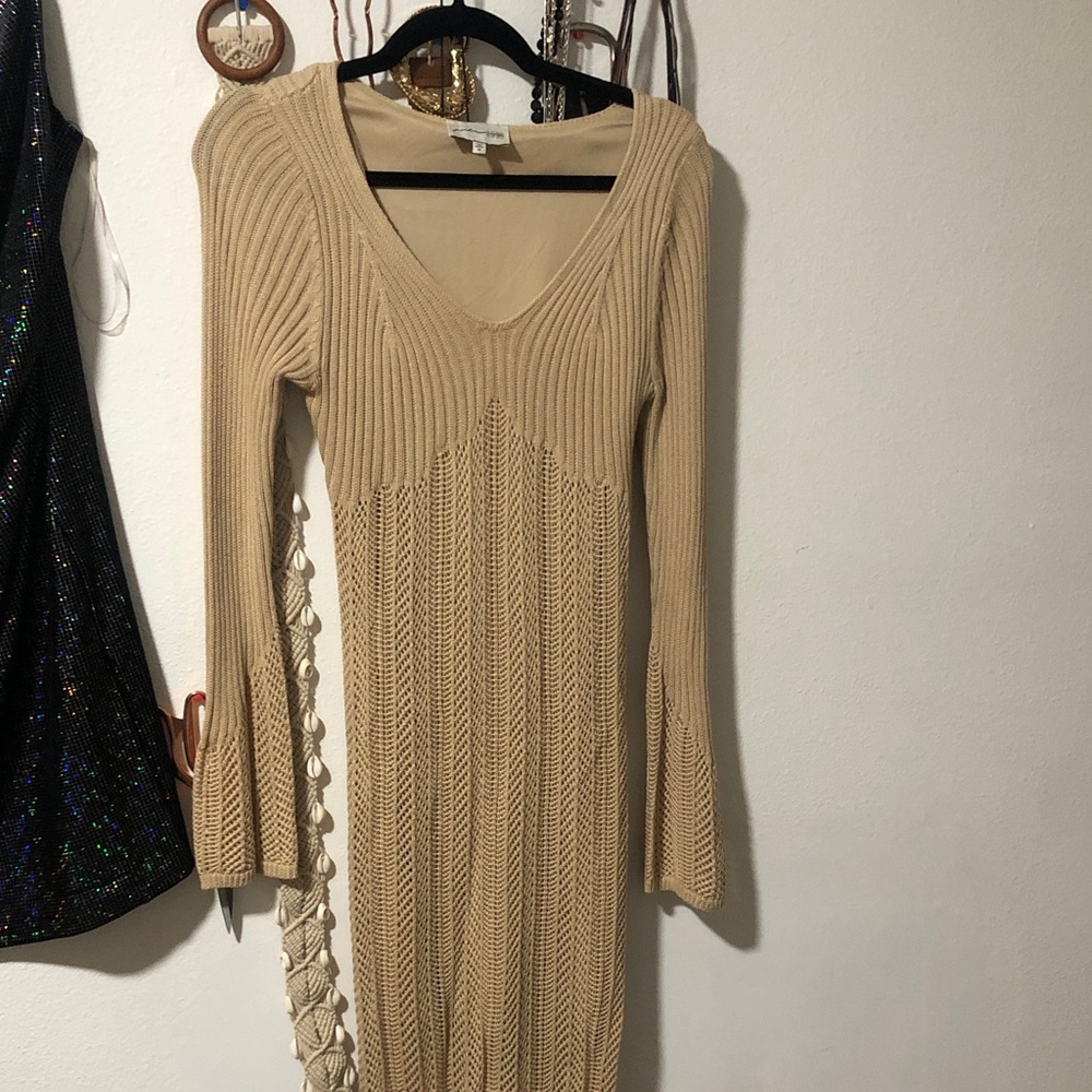 Freshman Beige Ribbed V-Neck Long-Sleeve Knit Midi Dress